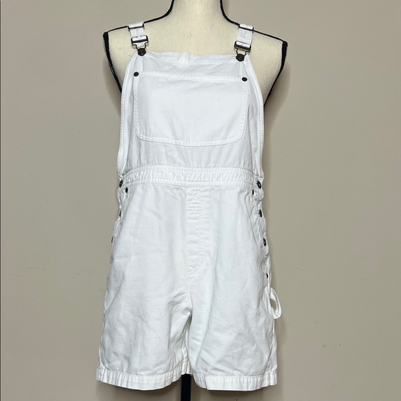 Liz Claiborne Pants - Liz Claiborne Women's White Short Overalls